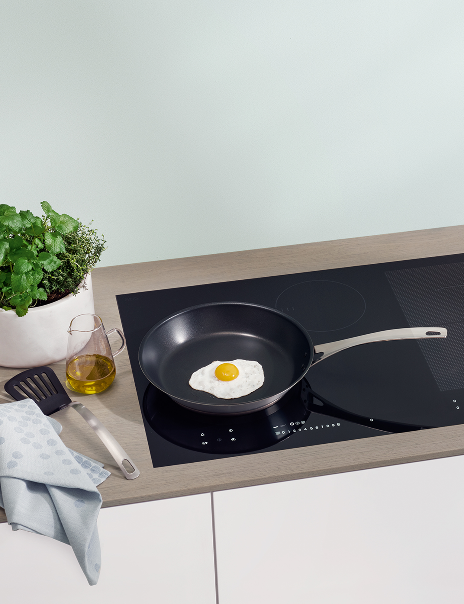 The new induction hob with TempControl Miele